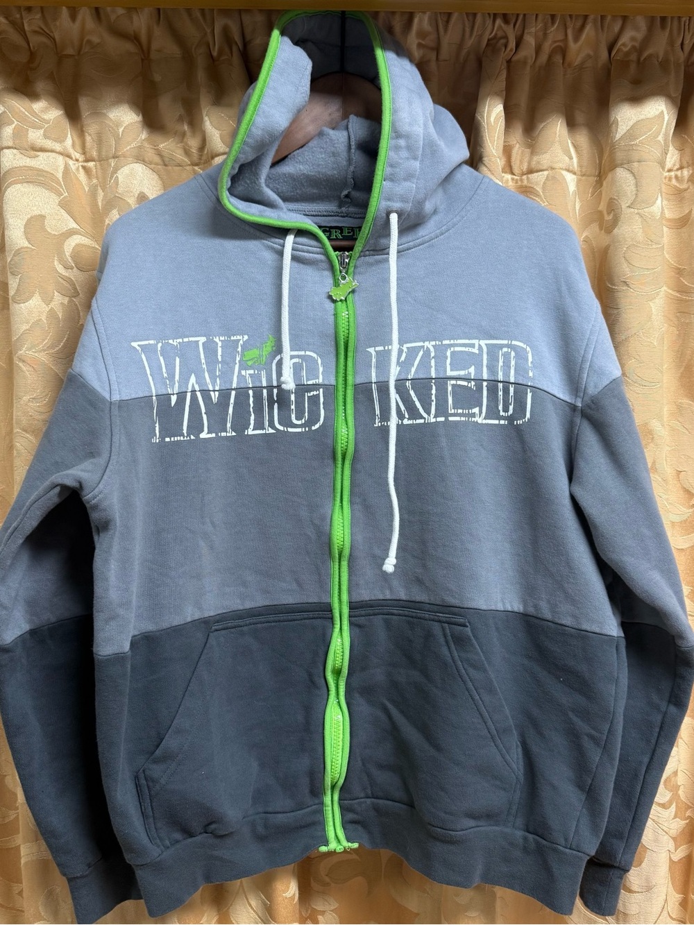 Wicked Graphic Zip-Up musical Hoodie in Gray with Lime Trim size L